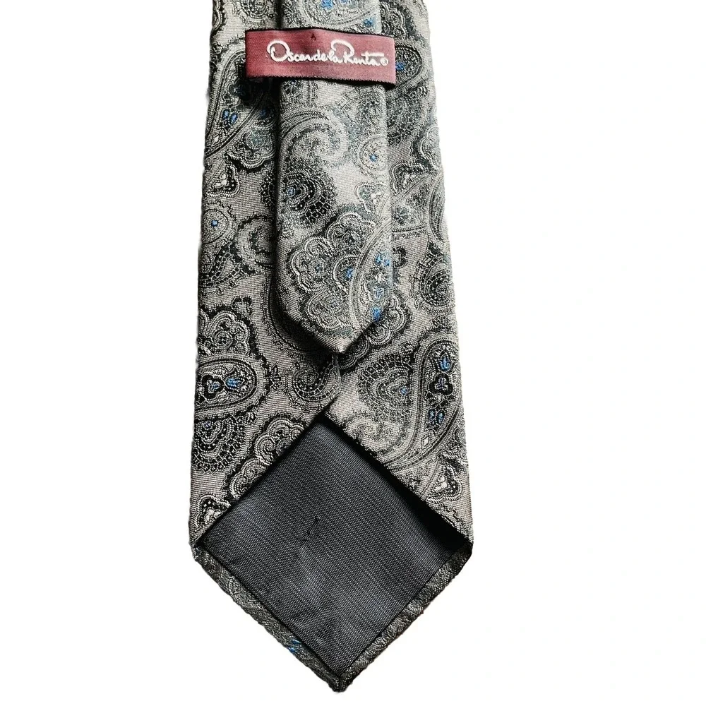 Oscar De La Renta Neck Tie Mens Silk Brown Blue Paisley Accents Classic Designer